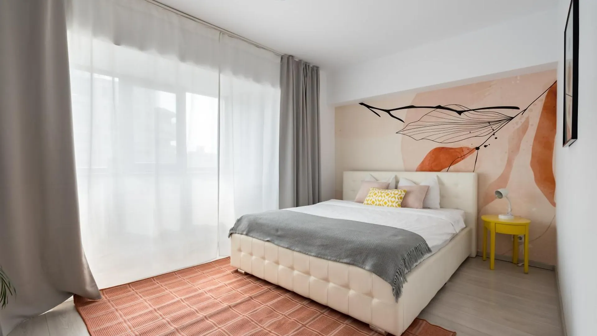 Big Central Apartment - 3Br - Piata Unirii Bucharest 0*,  Romania