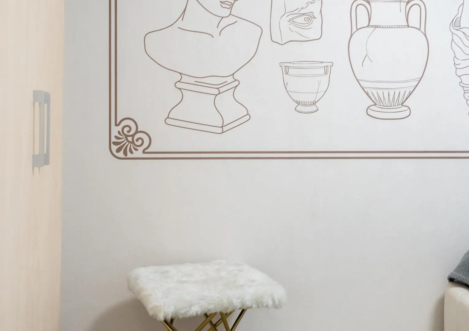 Big Central Apartment - 3Br - Piata Unirii Bucharest 0*,  Romania