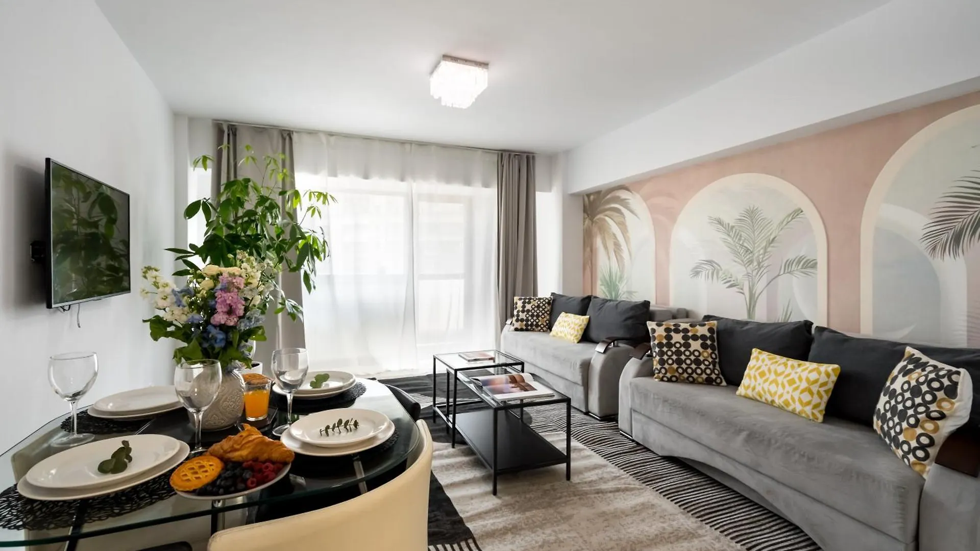 Big Central Apartment - 3Br - Piata Unirii Bucharest