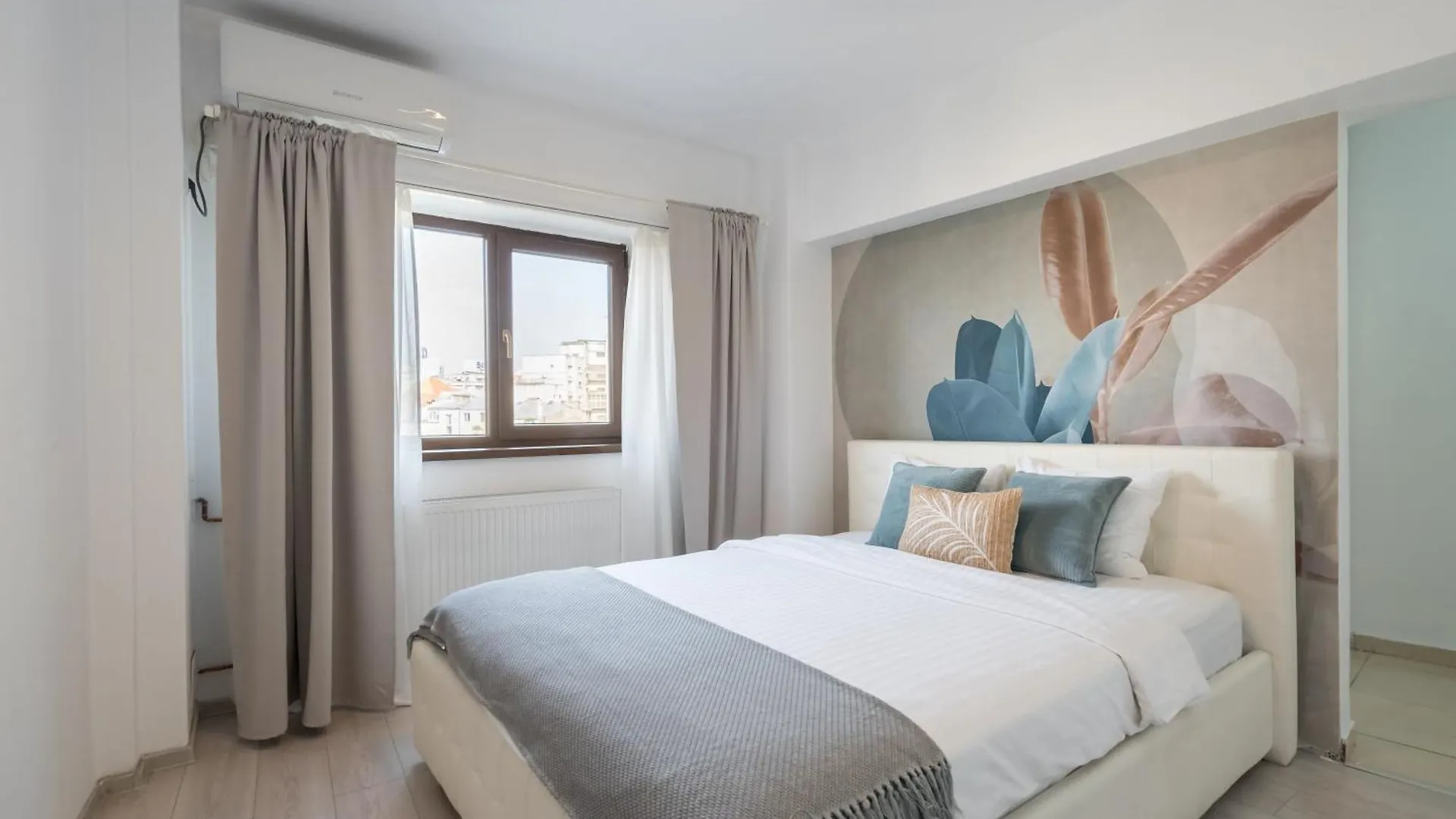 Big Central Apartment - 3Br - Piata Unirii Bucharest