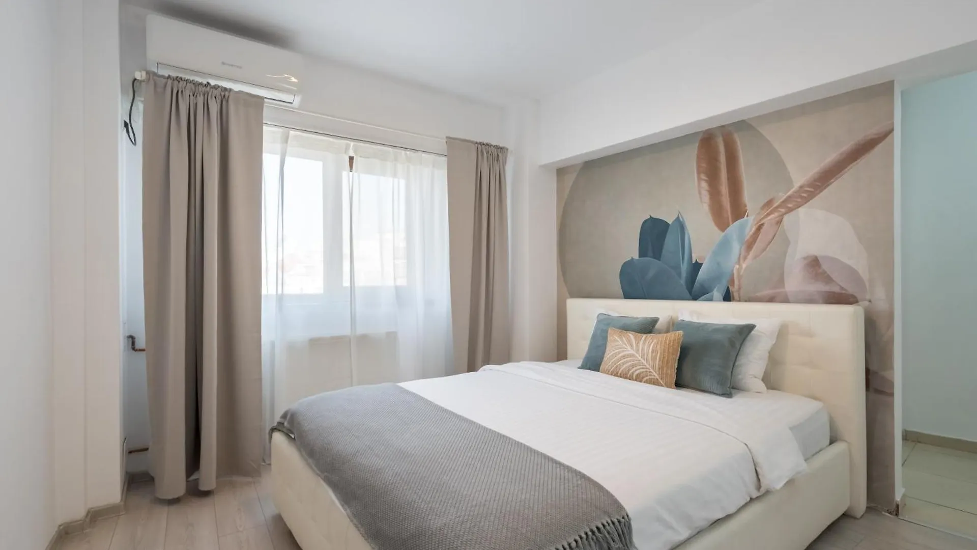 Big Central Apartment - 3Br - Piata Unirii Bucharest